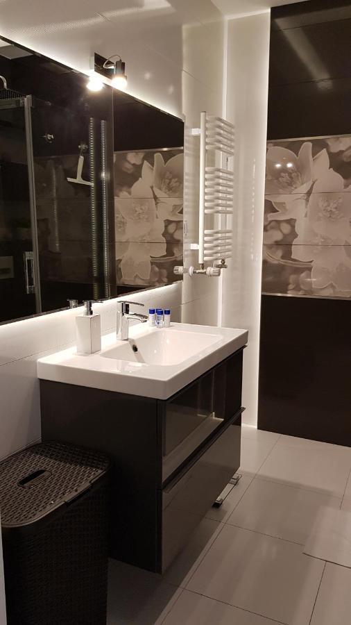 Goclaw Apartament Warszawa Exteriör bild